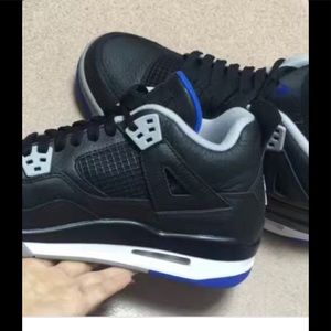 Jordan 4s